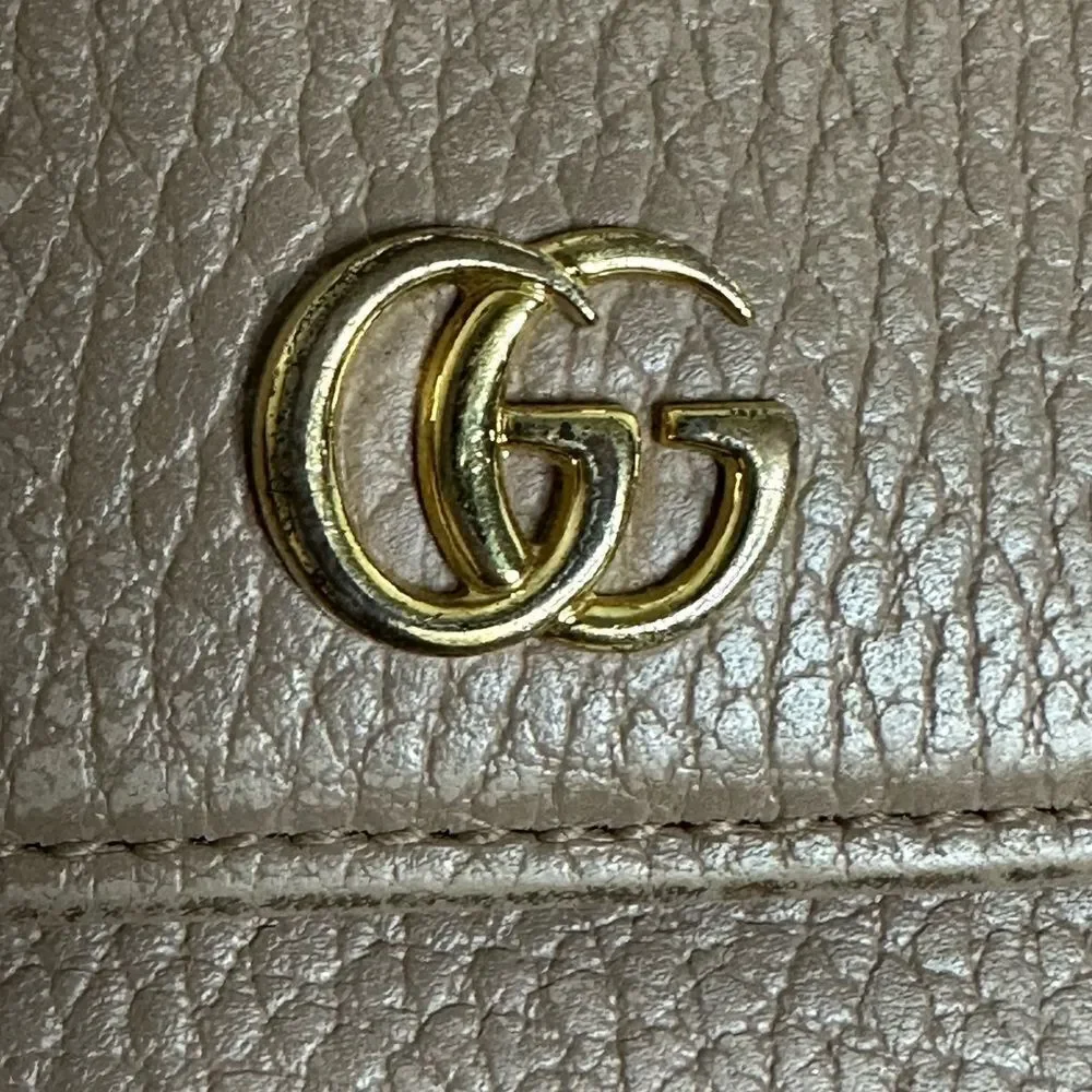 💯Authentic Gucci Zipped Around Long Wallet 🍀 - Picture 12 of 16